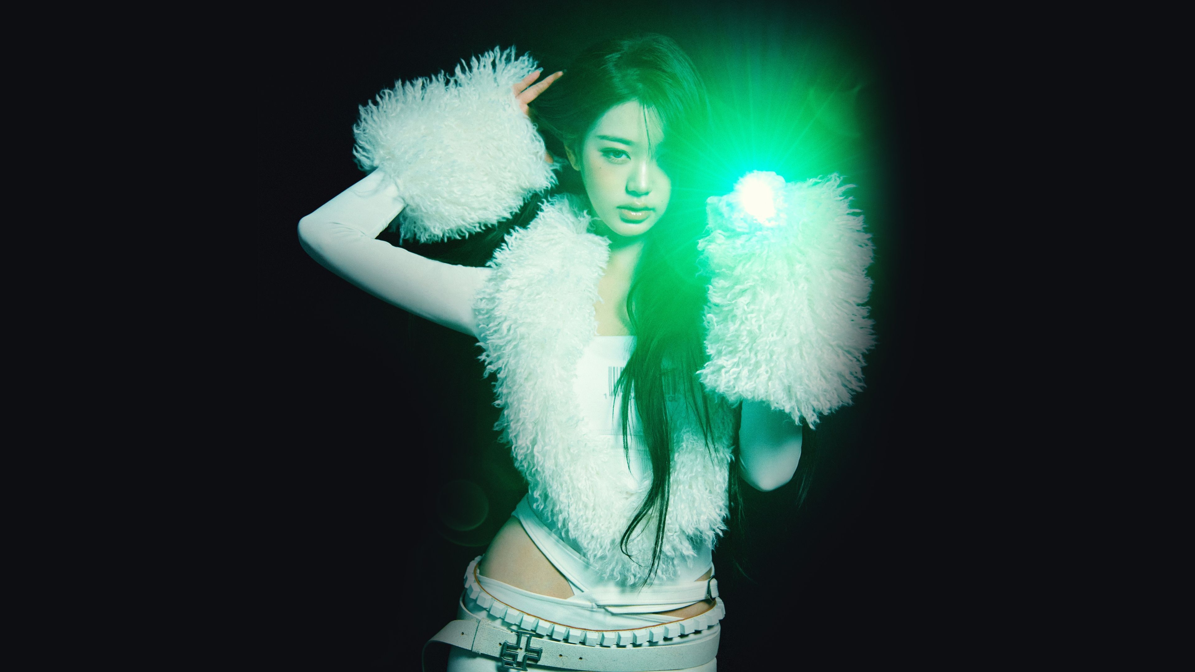 Jang Wonyoung (REVIVE+) ultra HD 4K wallpaper