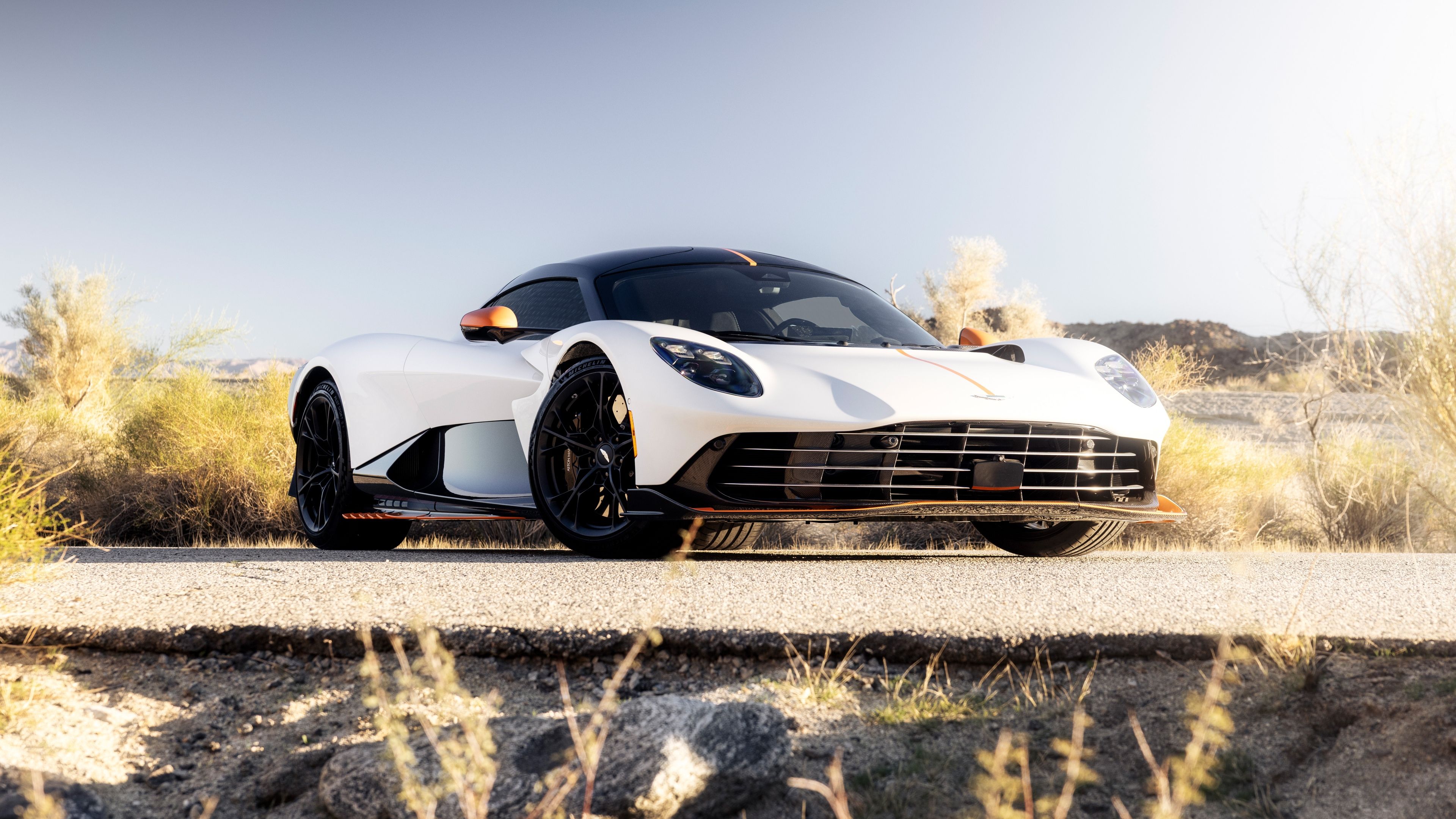 Aston Martin Valhalla Plug-In Hybrid ultra HD 4K wallpaper