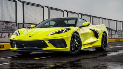 Chevrolet Corvette Stingray Z51 Convertible ultra HD 4K wallpaper