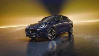 Maserati Grecale Modena Lumina Blu 2025 ultra HD 4K wallpaper