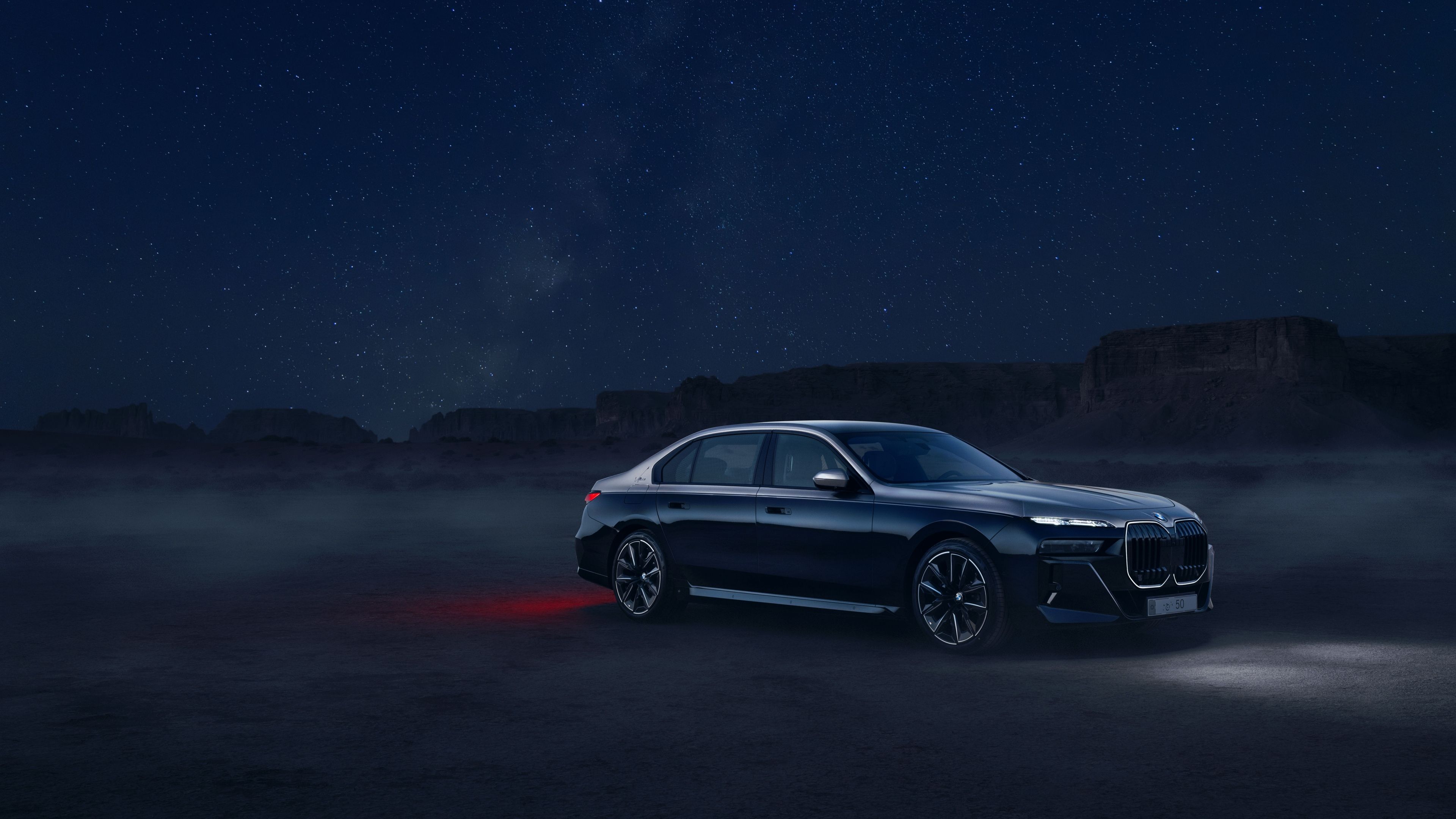 BMW 760i xDrive Suhail Edition 2025 ultra HD 4K wallpaper