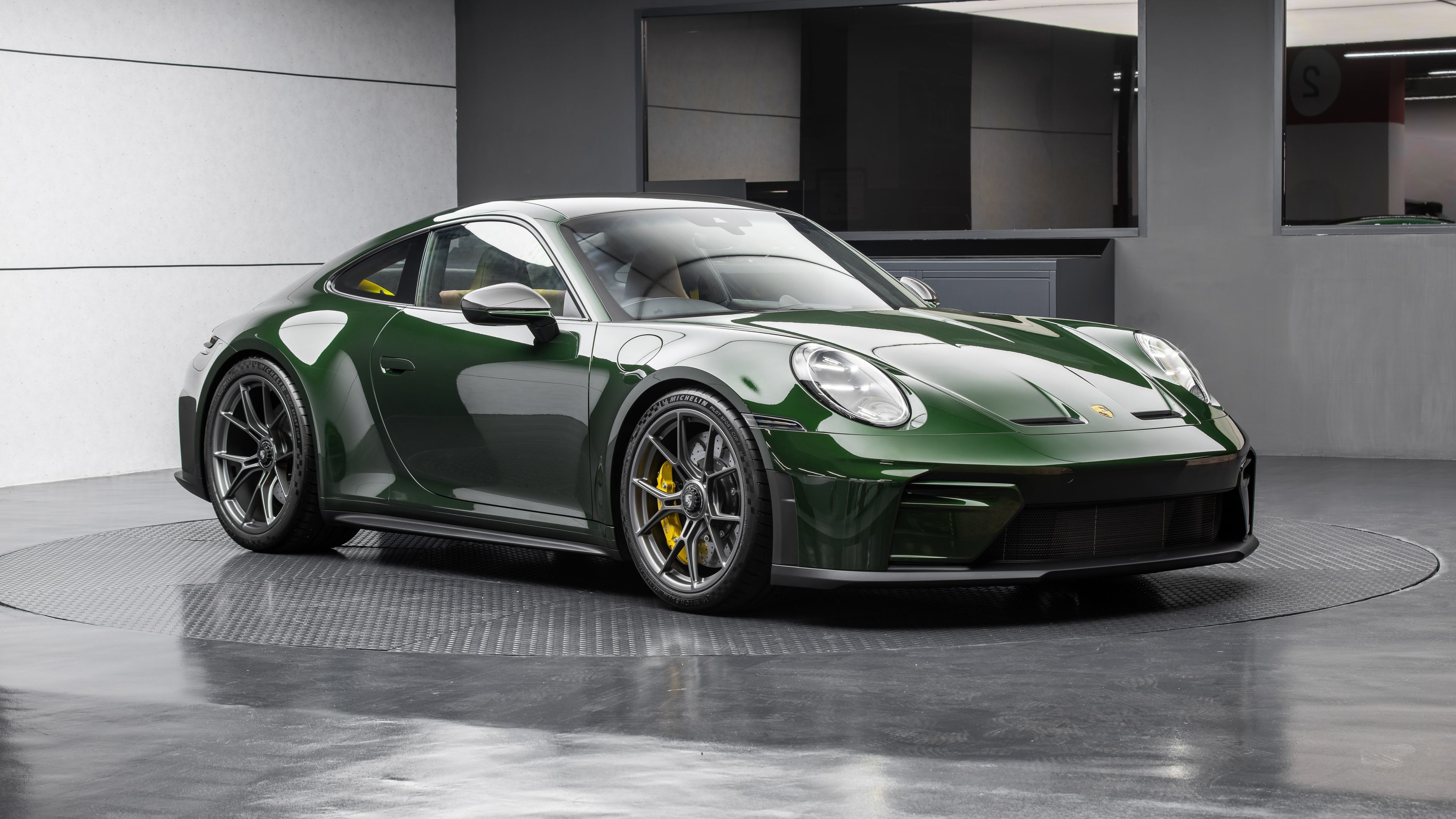 Porsche 911 GT3 Touring 2025 ultra HD 4K wallpaper