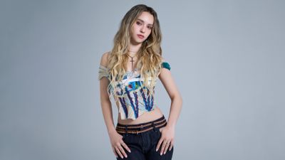Daniela (KATSEYE) ultra HD 4K wallpaper