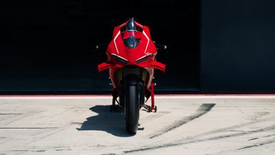 2026 Ducati Panigale V4 R ultra HD 4K wallpaper