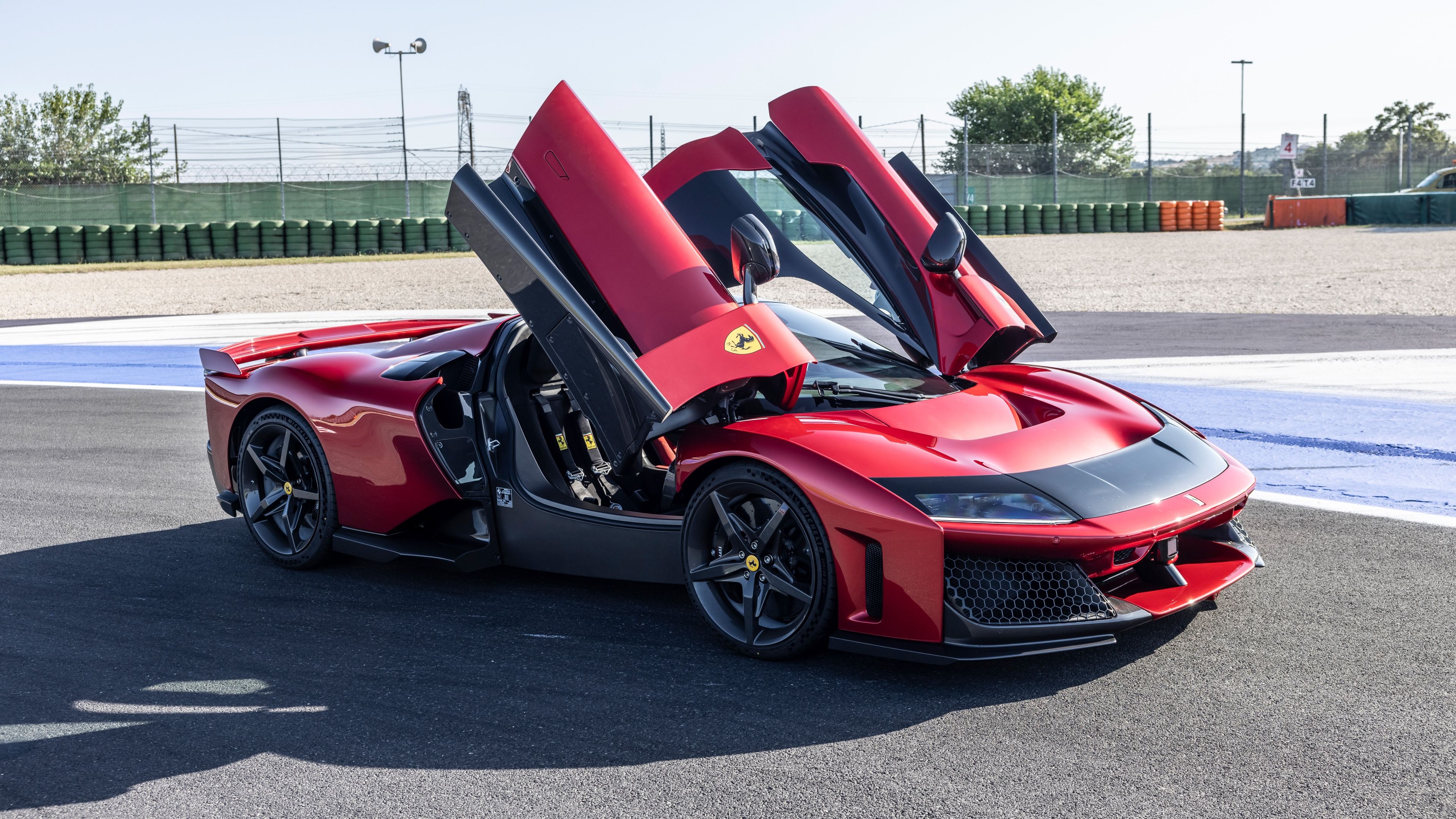 Ferrari F80 Hypercar ultra HD 4K wallpaper