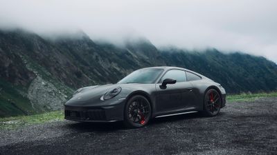Porsche 911 Carrera 4 GTS Tribute to Transfagarasan ultra HD 4K wallpaper