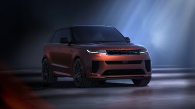 Range Rover Sport SV Carbon 2025 ultra HD 4K wallpaper