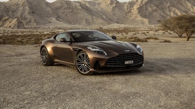 Aston Martin DB12 Desert ultra HD 4K wallpaper