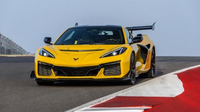 Chevrolet Corvette ZR1 Coupe ZTK Package ultra HD 4K wallpaper