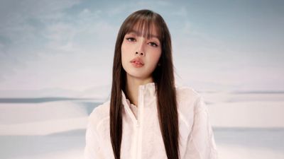 Lisa Spring ultra HD 4K wallpaper