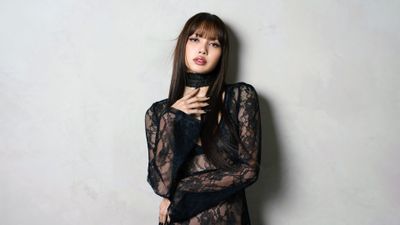 Lisa x Kith Black dress ultra HD 4K wallpaper