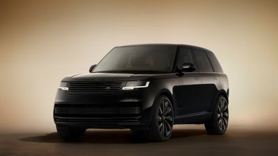 Range Rover SV Black 2025 ultra HD 4K wallpaper