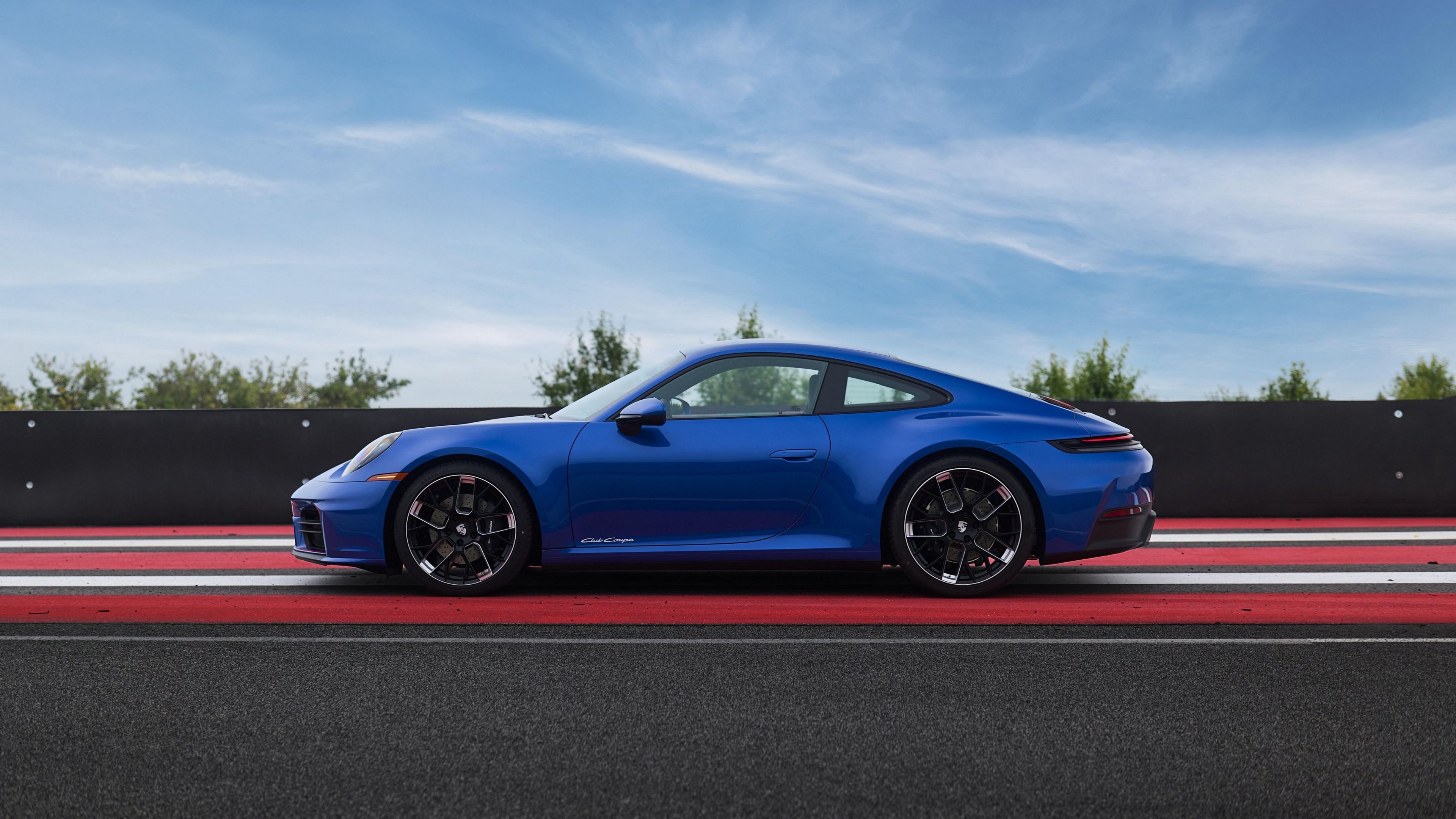 Porsche 911 Carrera Club Coupe 2026 ultra HD 4K wallpaper