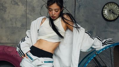 Jennie Complex Magazine ultra HD 4K wallpaper