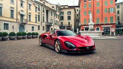 Alfa Romeo 33 Stradale Italy ultra HD 4K wallpaper