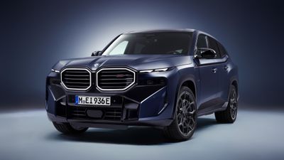 BMW XM Frozen Tanzanite Blue metallic ultra HD 4K wallpaper