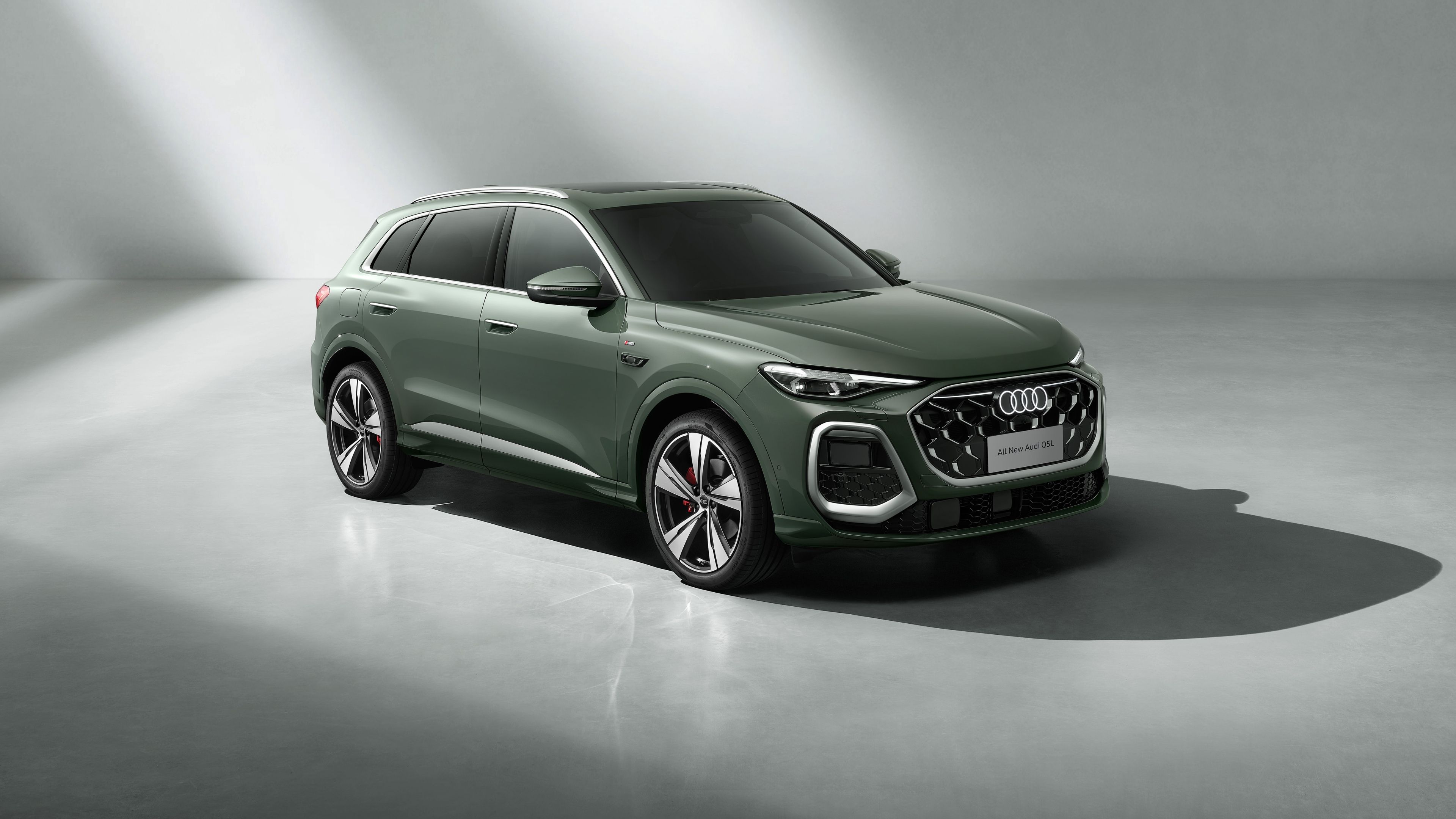 Audi Q5 2025 ultra HD 4K wallpaper