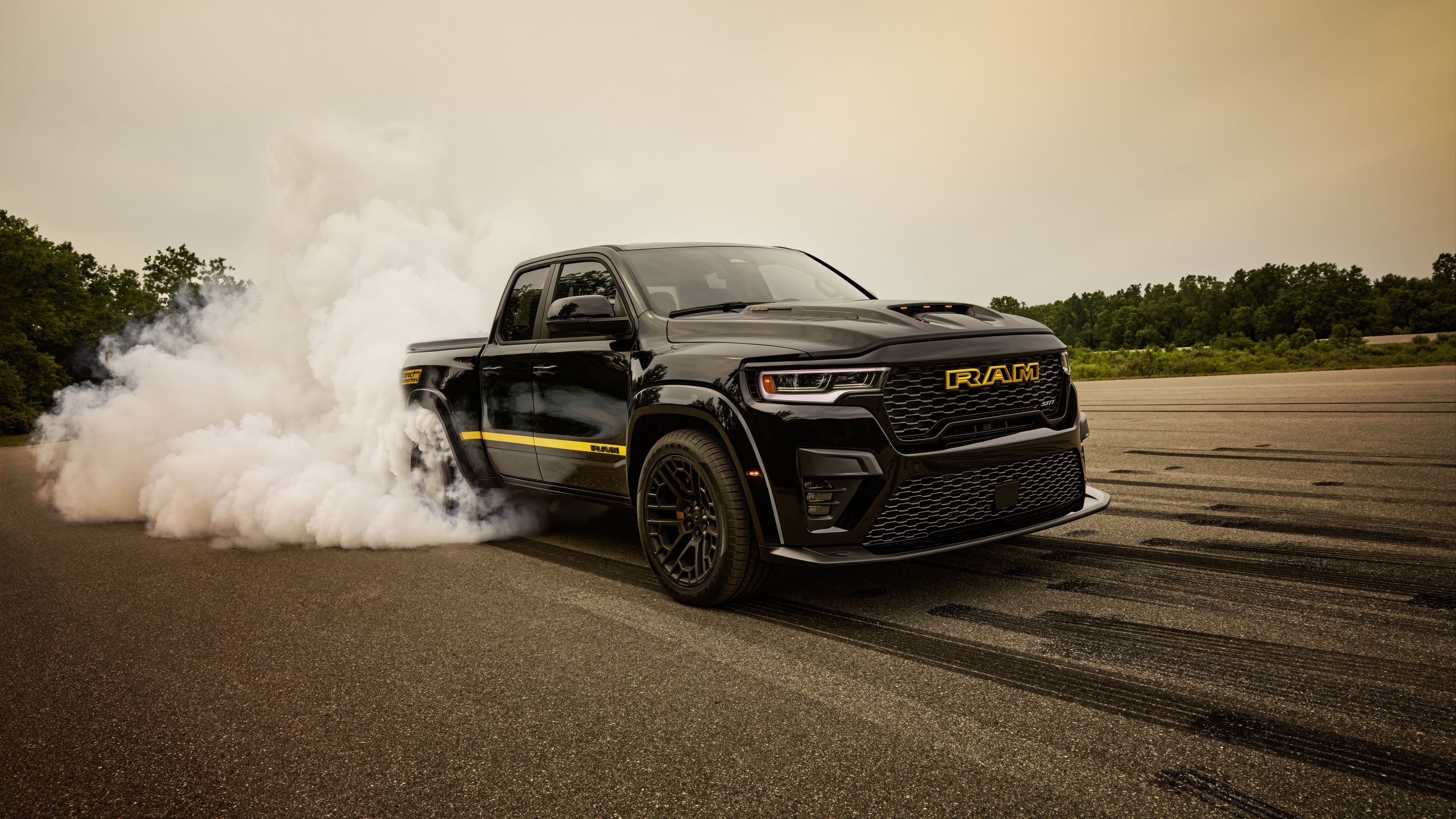 Ram 1500 Rumble Bee SRT ultra HD 4K wallpaper