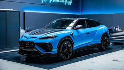 TopCar Lamborghini Urus SE R'Evo Limited Edition ultra HD 4K wallpaper