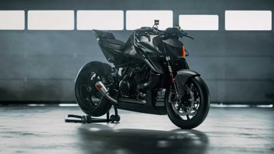 KTM 1390 Super Duke RR Track 2026 ultra HD 4K wallpaper