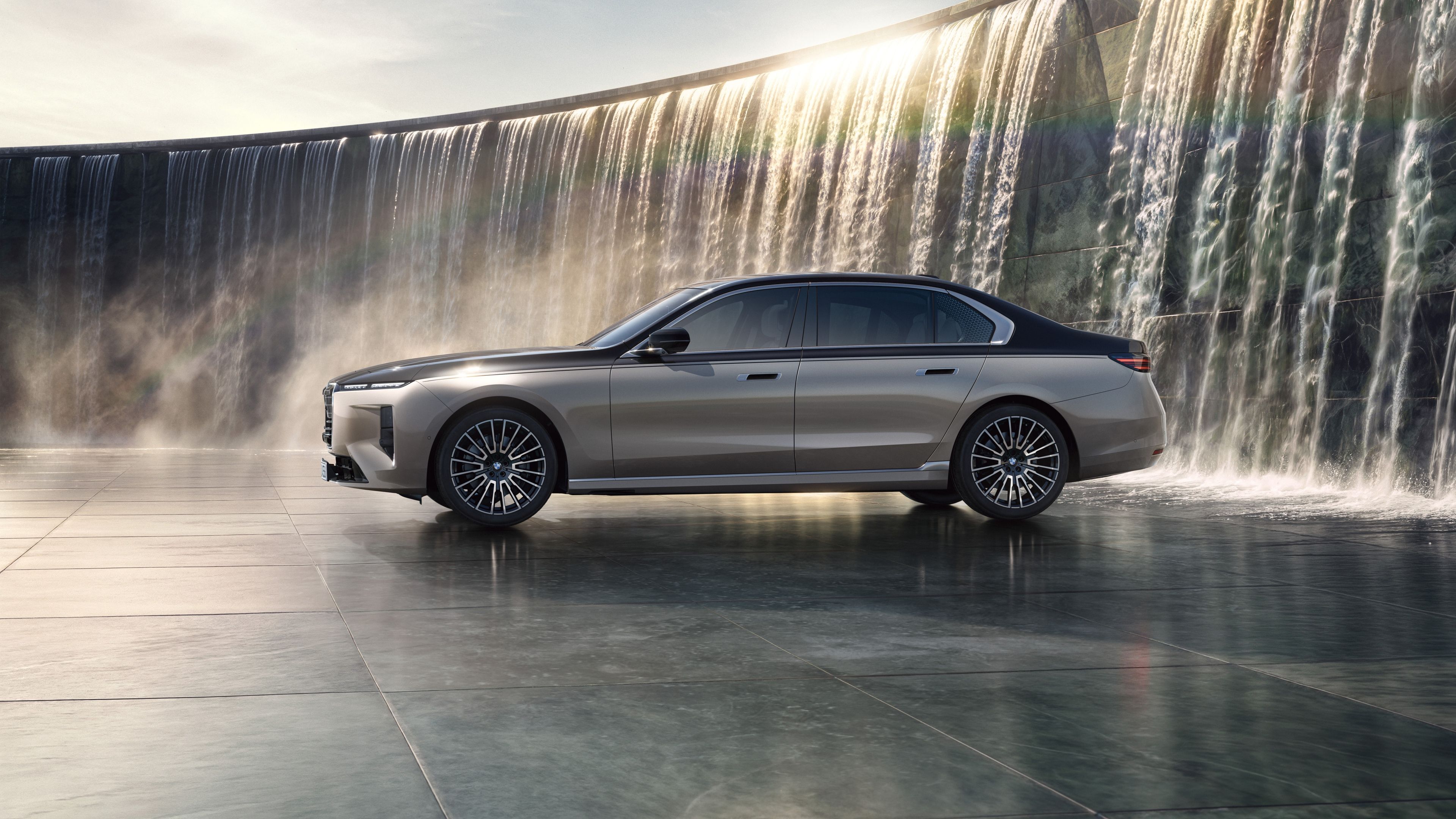 BMW 740i xDrive 2027 ultra HD 4K wallpaper