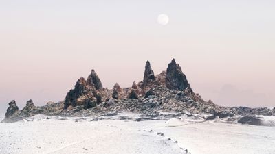 Volcanic chimneys Landscape ultra HD 4K wallpaper