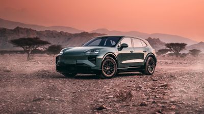 Porsche Cayenne Turbo Electric 2026 ultra HD 4K wallpaper
