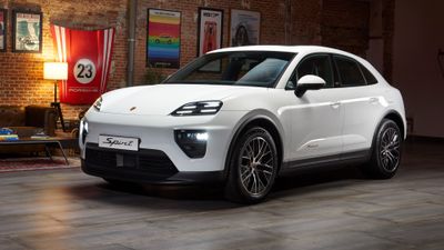 Porsche Macan 4 Spirit 2026 ultra HD 4K wallpaper