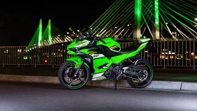 Kawasaki Ninja 500 2025 ultra HD 4K wallpaper