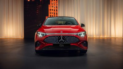 Mercedes-Benz CLA 350 4MATIC 2025 ultra HD 4K wallpaper