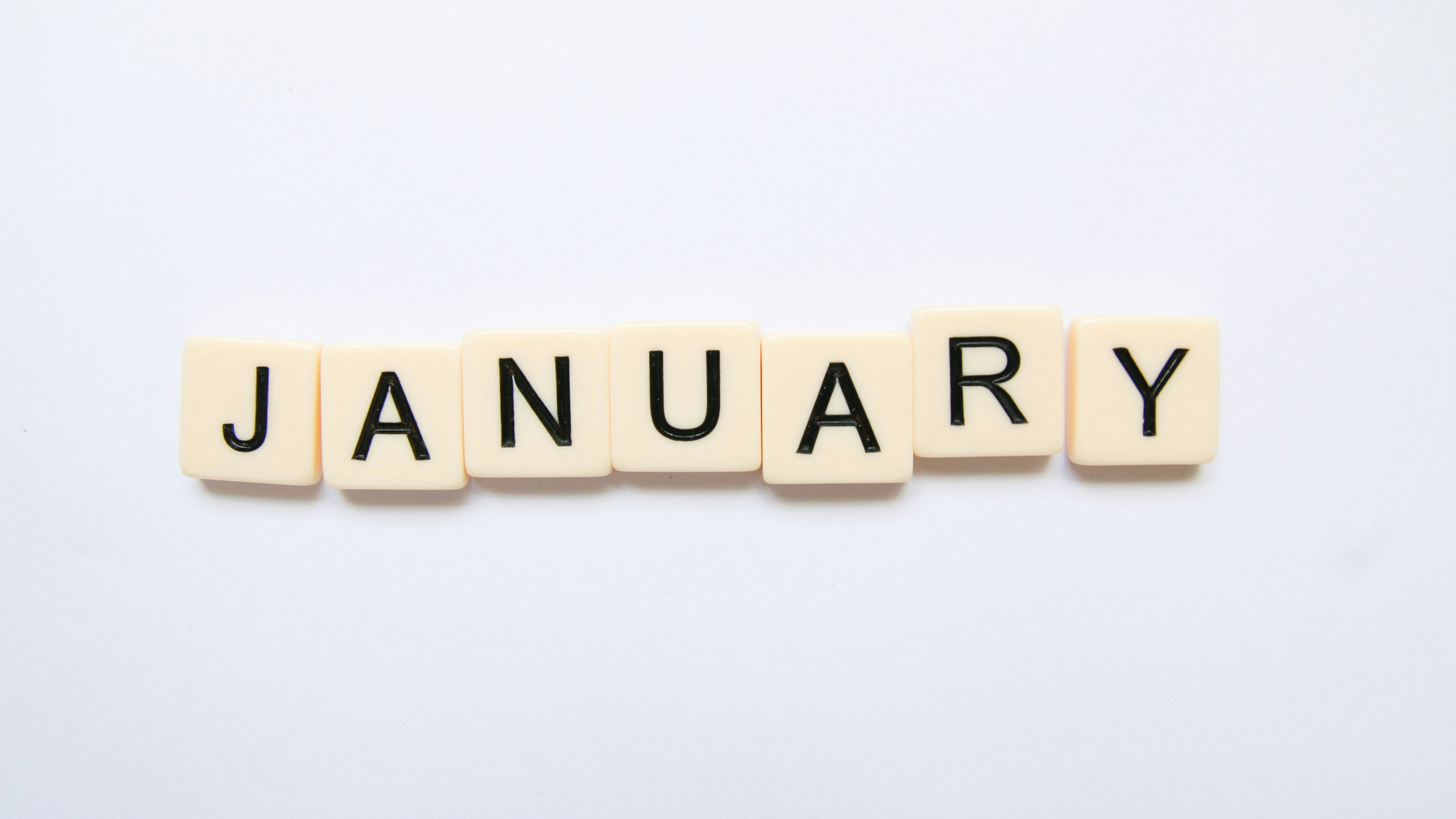 January Scrabble letters ultra HD 4K wallpaper