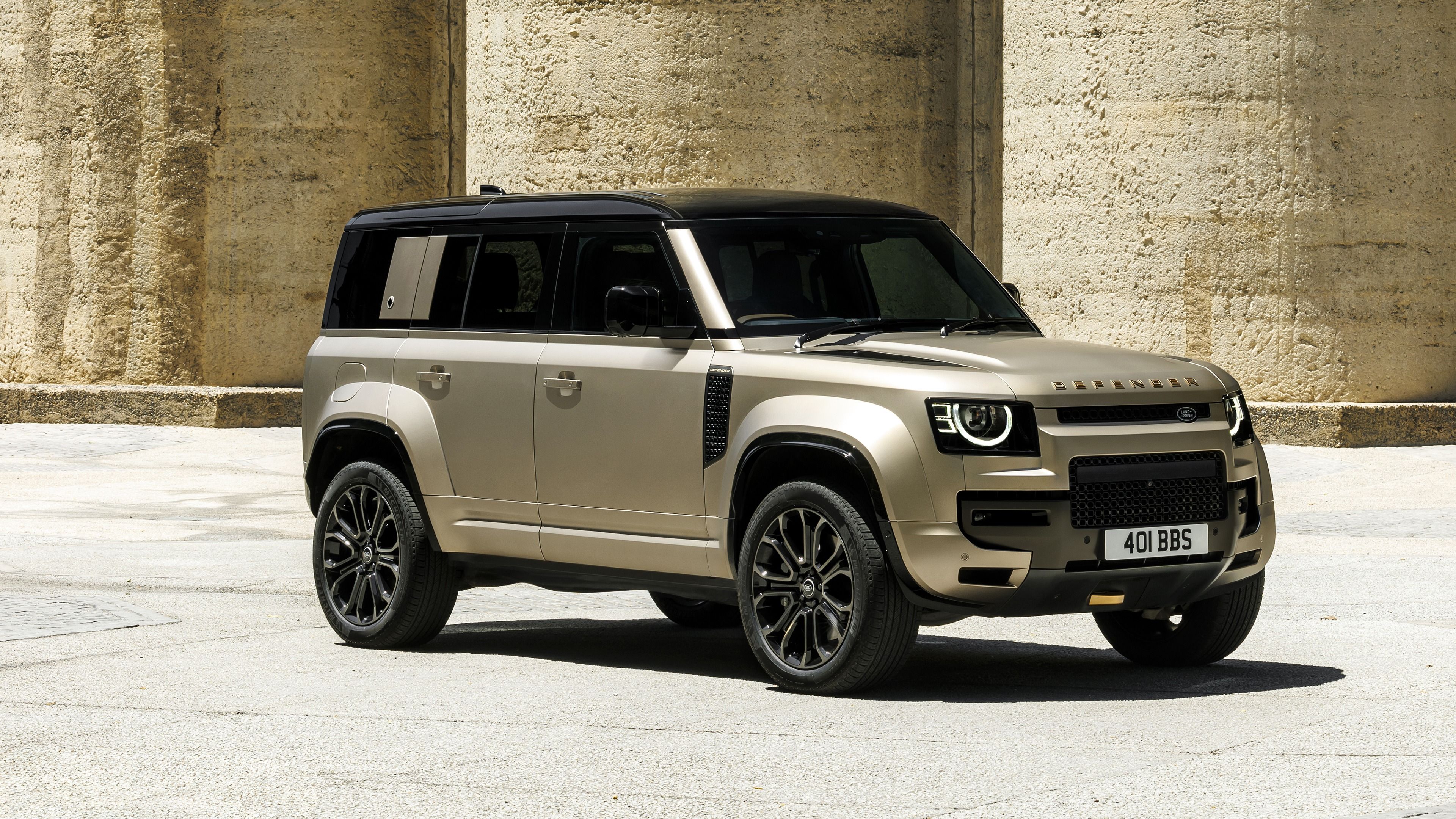 Land Rover Defender OCTA 2025 ultra HD 4K wallpaper