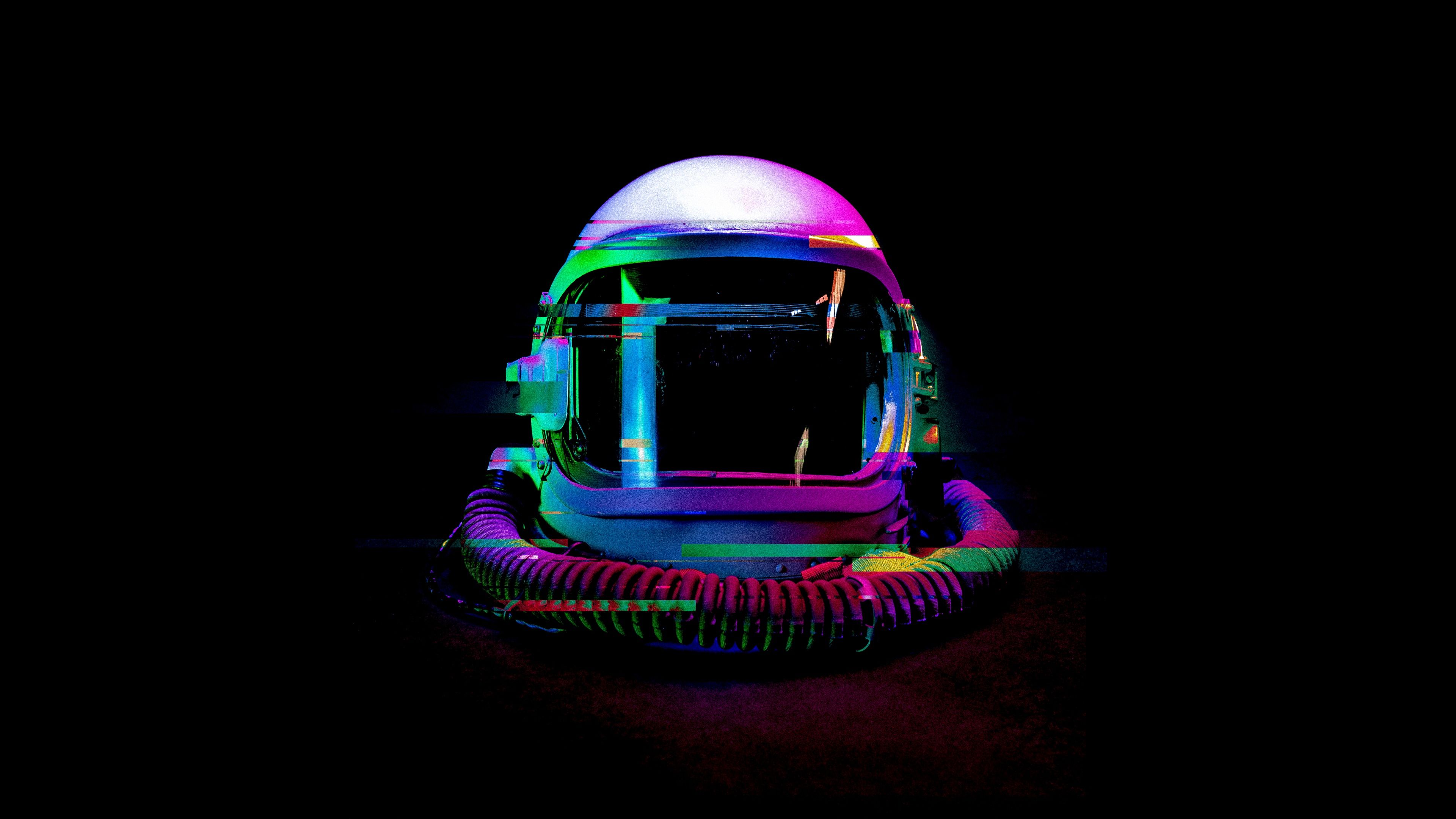 Astronaut helmet Glitch art ultra HD 4K wallpaper