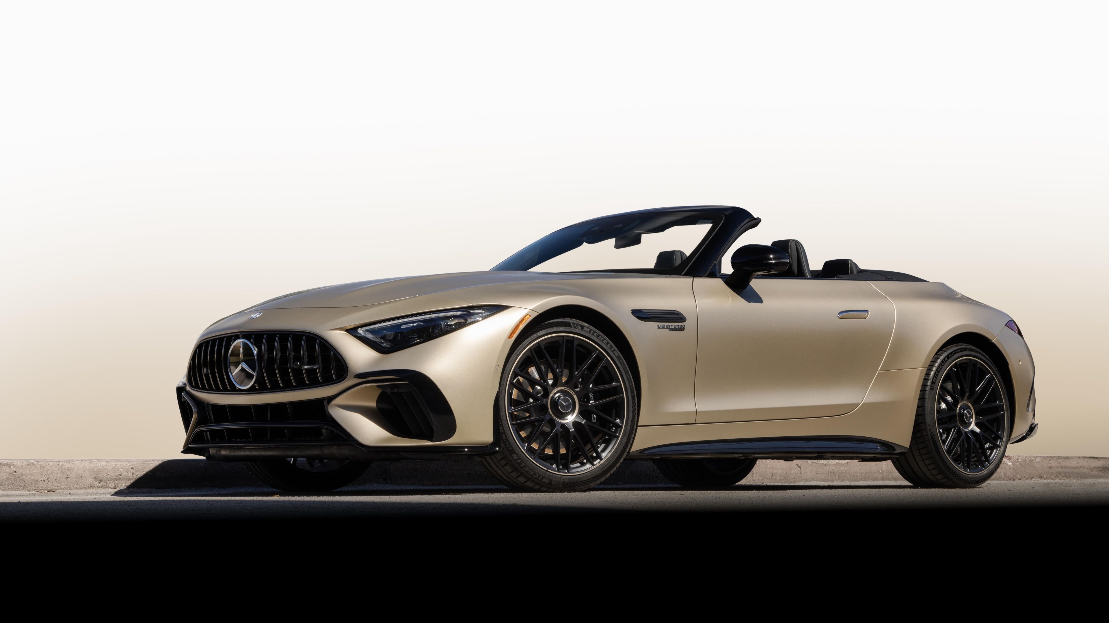 Mercedes-AMG SL 63 4MATIC 2025 ultra HD 4K wallpaper