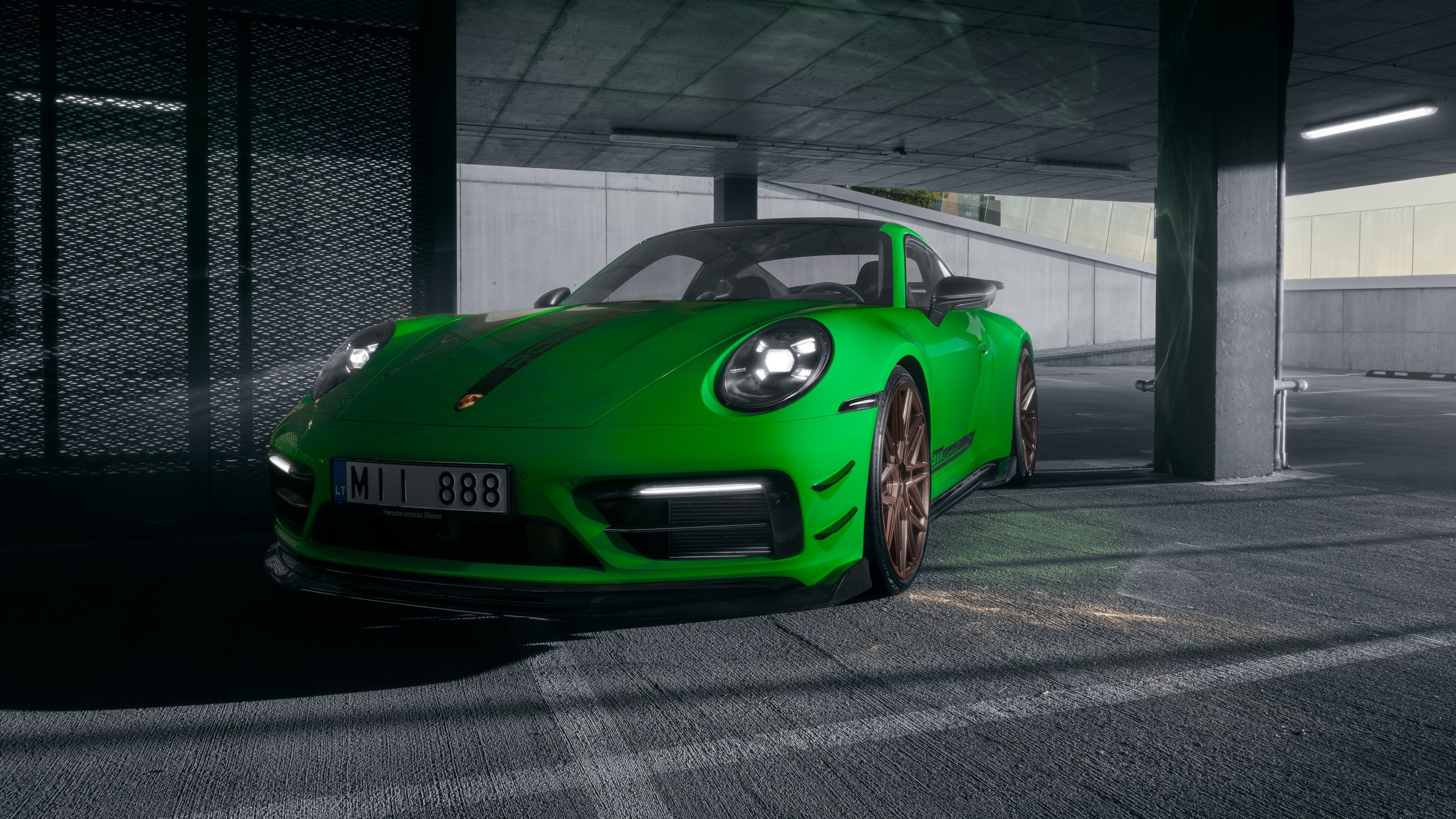Green Porsche 911 Carrera T ultra HD 4K wallpaper