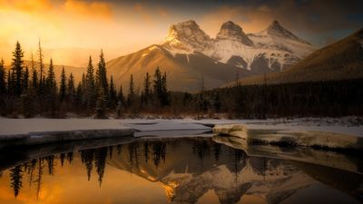 Three Sisters Mountains Oregon ultra HD 4K wallpaper