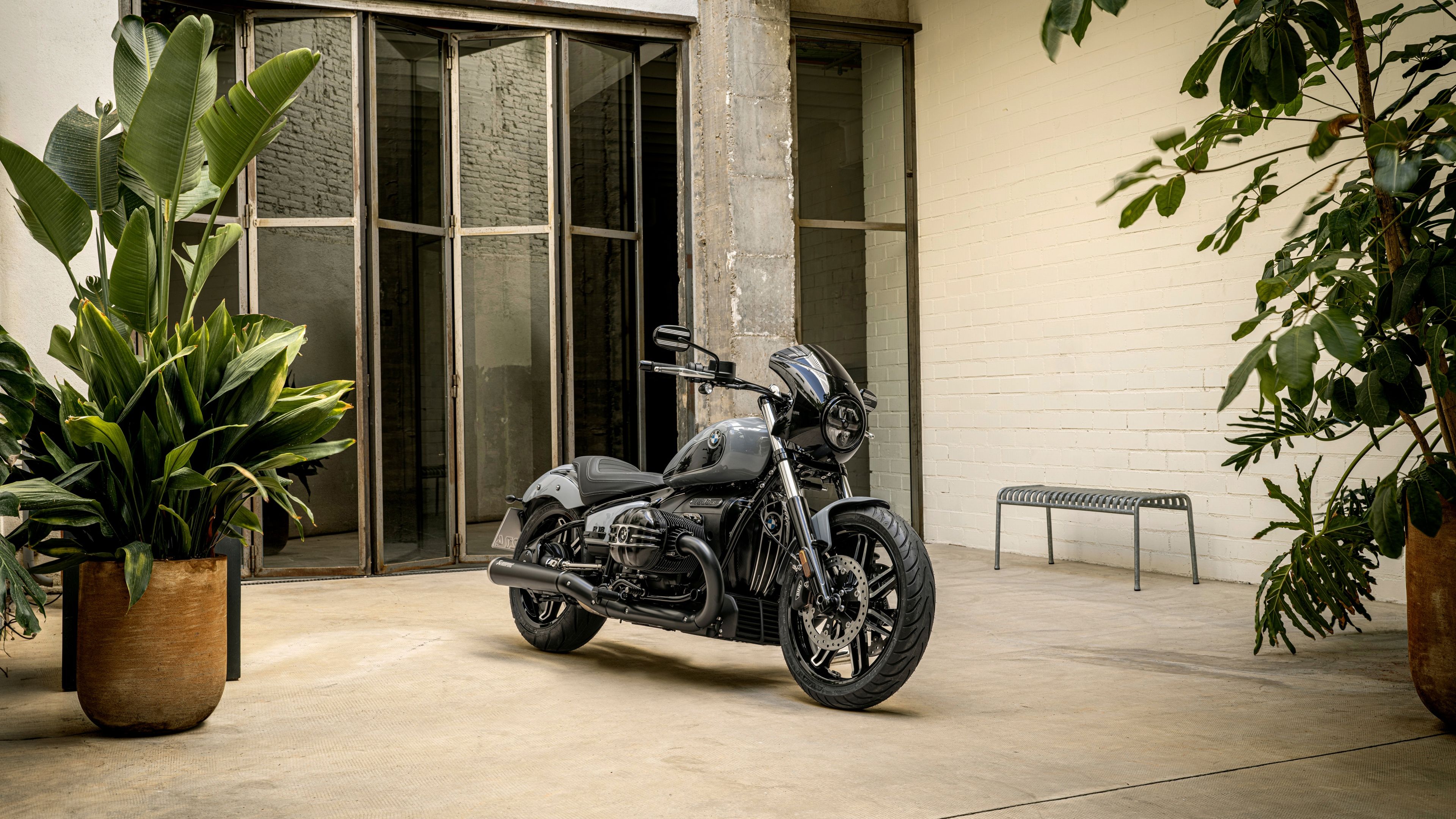 2025 BMW R 18 ultra HD 4K wallpaper