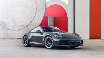 Porsche 911 Carrera 2025 ultra HD 4K wallpaper