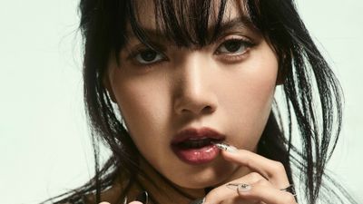 Lisa Closeup ultra HD 4K wallpaper