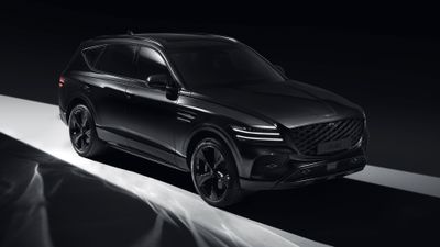 Genesis GV80 AWD Black 2025 ultra HD 4K wallpaper