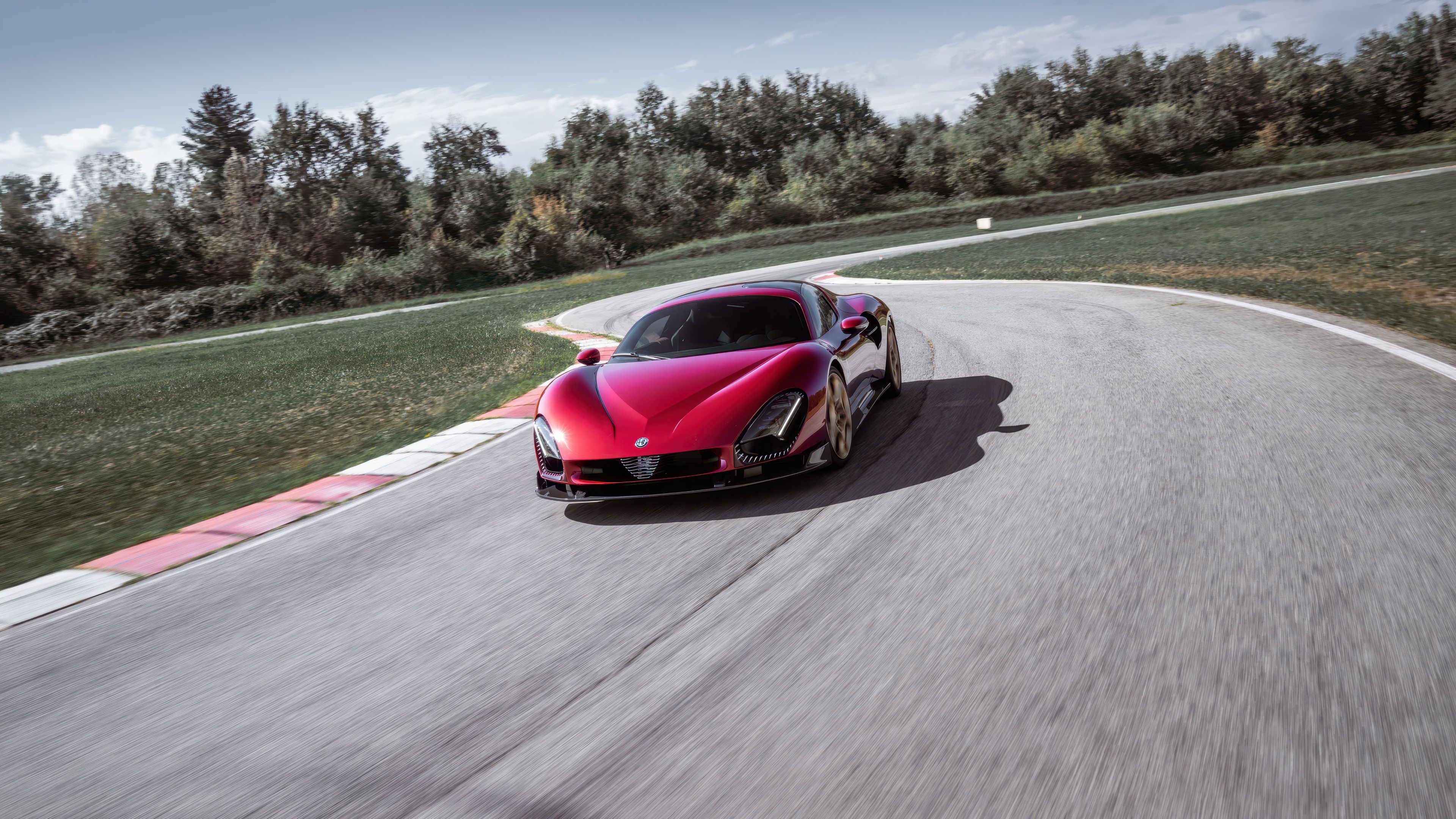 Alfa Romeo 33 Stradale Race track ultra HD 4K wallpaper