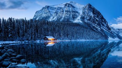 Lake Louise Winter forest ultra HD 4K wallpaper