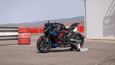 BMW M 1000 R M Competition 2024 ultra HD 4K wallpaper